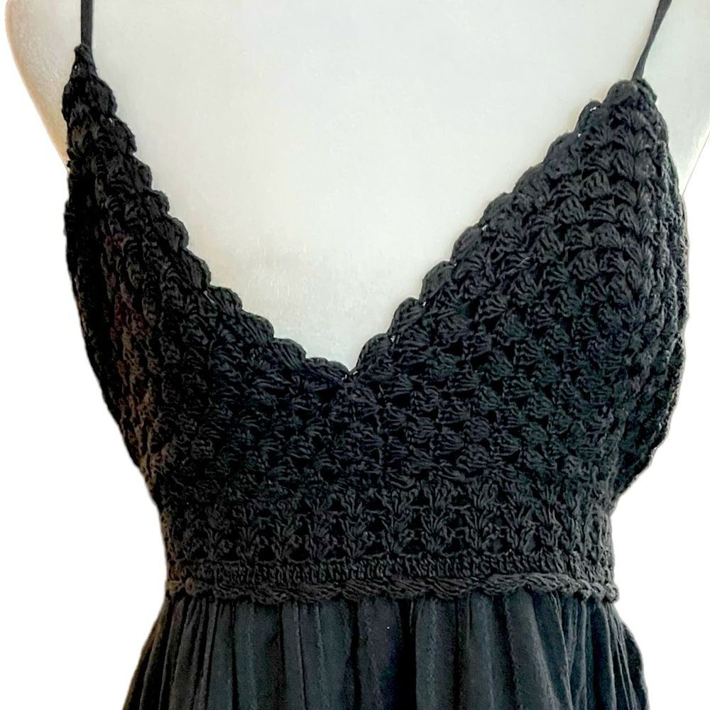 AERIE BLACK TIERED DRESS WITH CROCHET BODICE